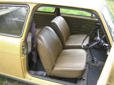 Austin 1100 inside