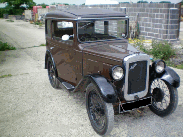 Austin Seven Saloon