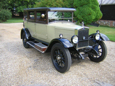Morris Oxford Empire Saloon front